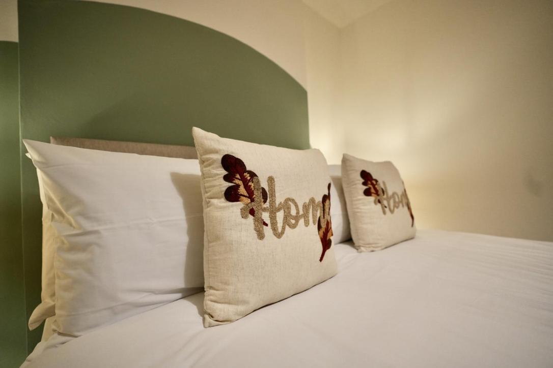 Spacious Two-Bedrooms House, Private Parking, Contractors, Relocators Oxford Eksteriør bilde
